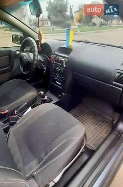 Седан Opel Astra 2007 в Овруче