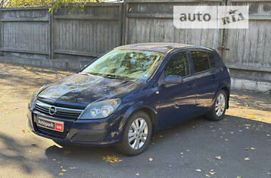 Хэтчбек Opel Astra 2006 в Киеве