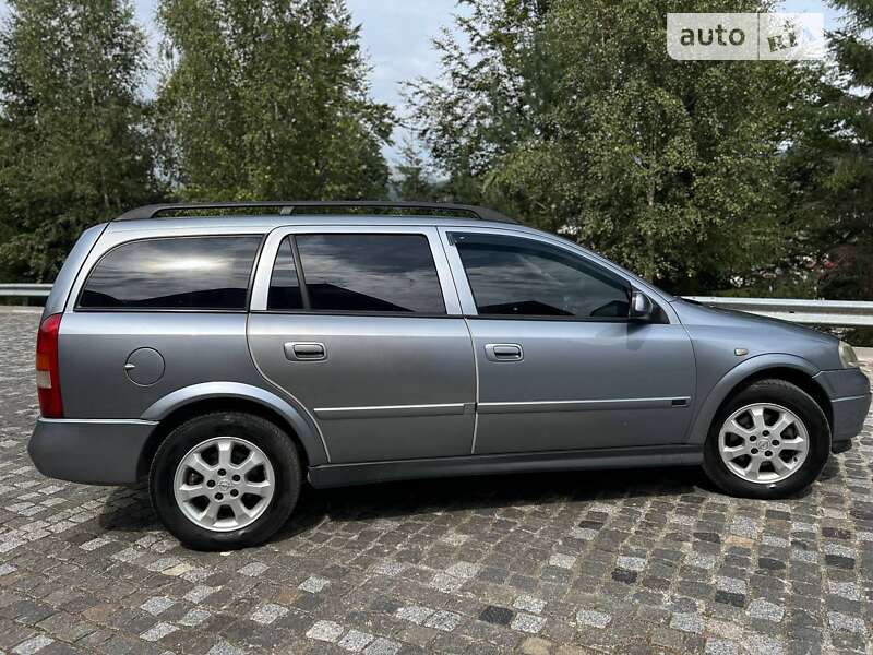 Універсал Opel Astra 2003 в Надвірній