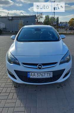 Седан Opel Astra 2017 в Києві