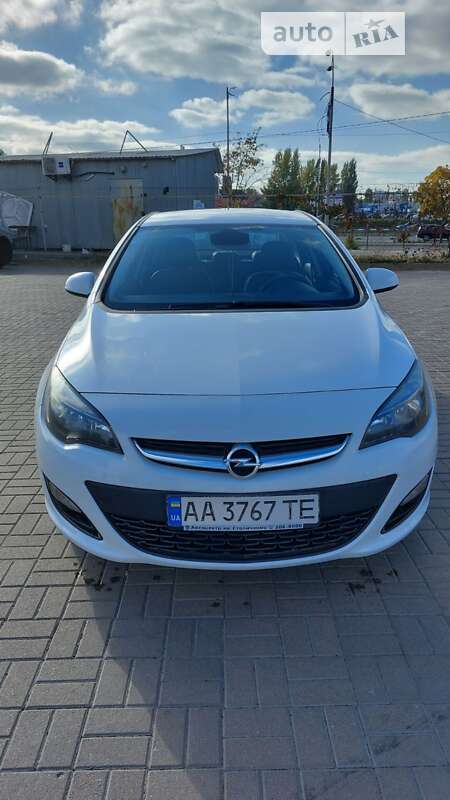 Седан Opel Astra 2017 в Києві