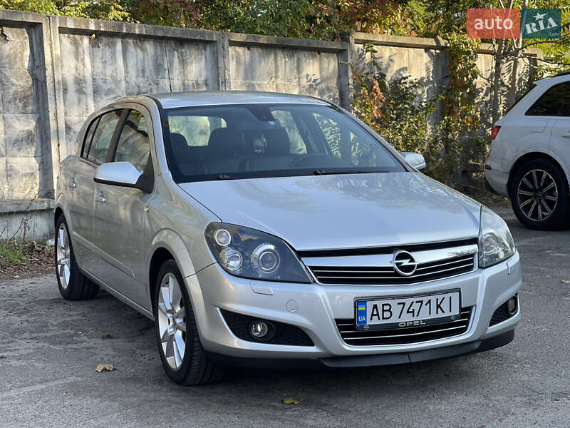 Хетчбек Opel Astra 2009 в Умані