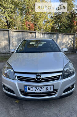 Хетчбек Opel Astra 2009 в Христинівці