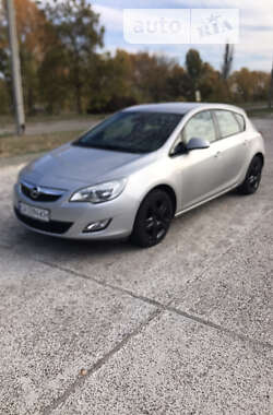 Хетчбек Opel Astra 2011 в Каневі