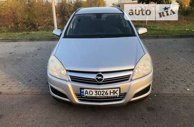 Универсал Opel Astra 2008 в Ужгороде