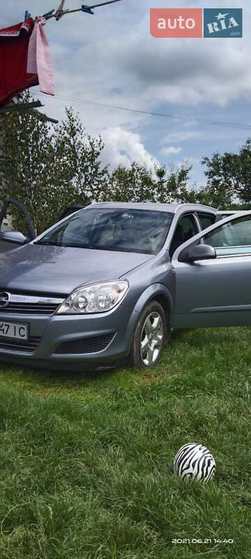 Универсал Opel Astra 2007 в Львове
