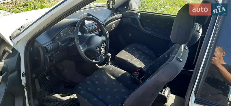 Хэтчбек Opel Astra 1992 в Ивано-Франковске