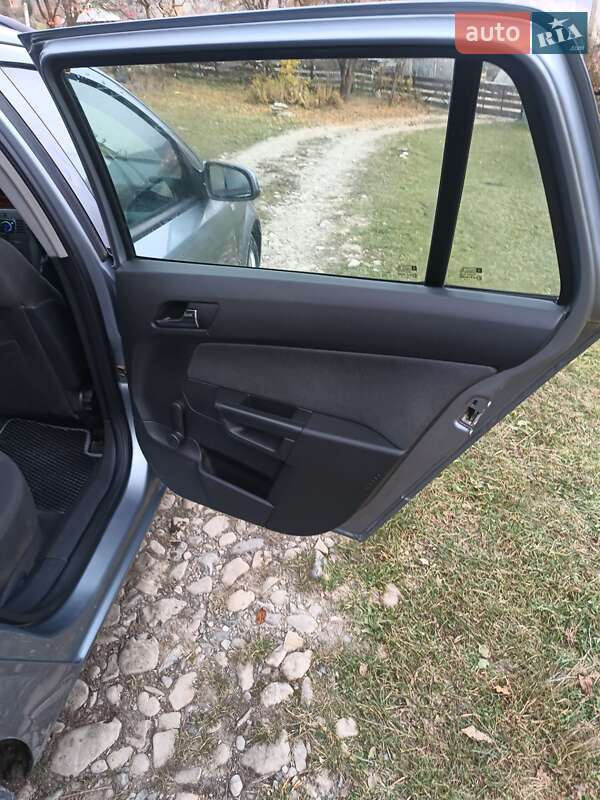 Універсал Opel Astra 2005 в Верховині фото 21 Універсал Opel Astra 2005 в Верховині