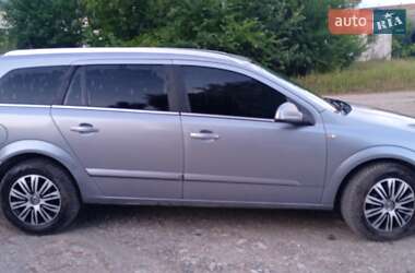 Универсал Opel Astra 2010 в 