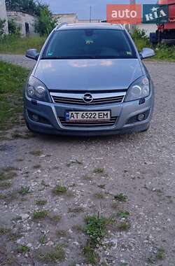 Універсал Opel Astra 2010 в Хмельницькому