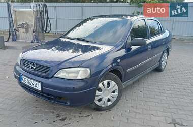 Седан Opel Astra 2006 в Новому Бузі