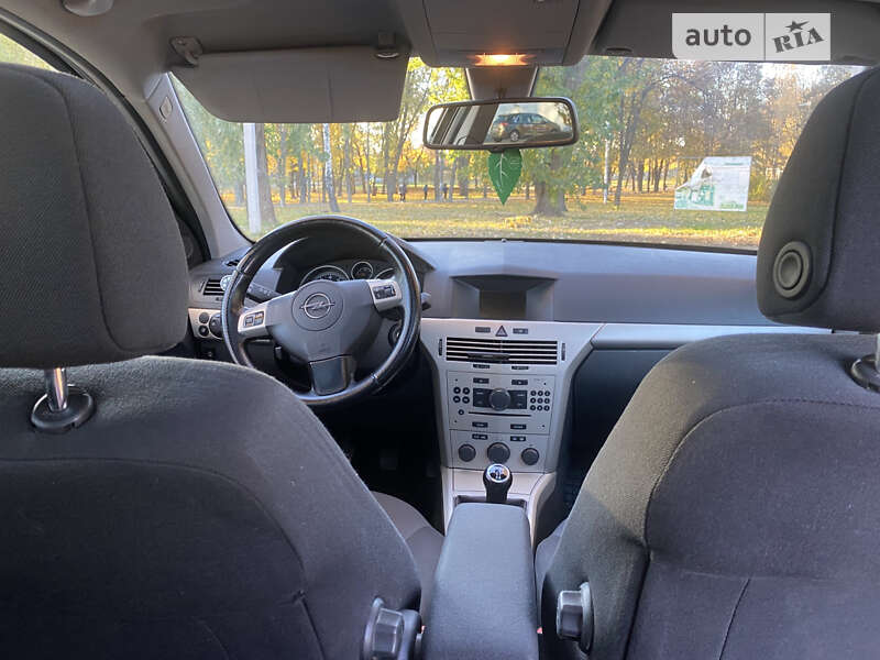 Универсал Opel Astra 2008 в Киеве