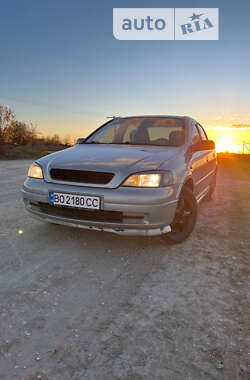 Седан Opel Astra 2007 в Почаєві