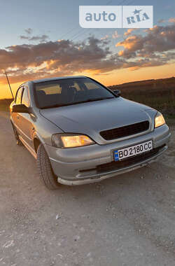 Седан Opel Astra 2007 в Почаєві