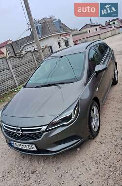 Універсал Opel Astra 2017 в Городенці