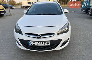 Універсал Opel Astra 2014 в Жовкві