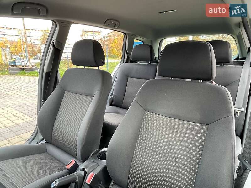 Универсал Opel Astra 2008 в Ивано-Франковске