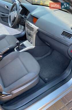 Универсал Opel Astra 2008 в 