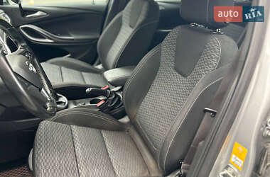 Универсал Opel Astra 2016 в 