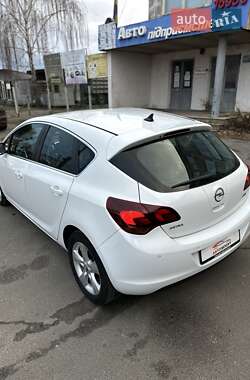 Хэтчбек Opel Astra 2010 в Сумах