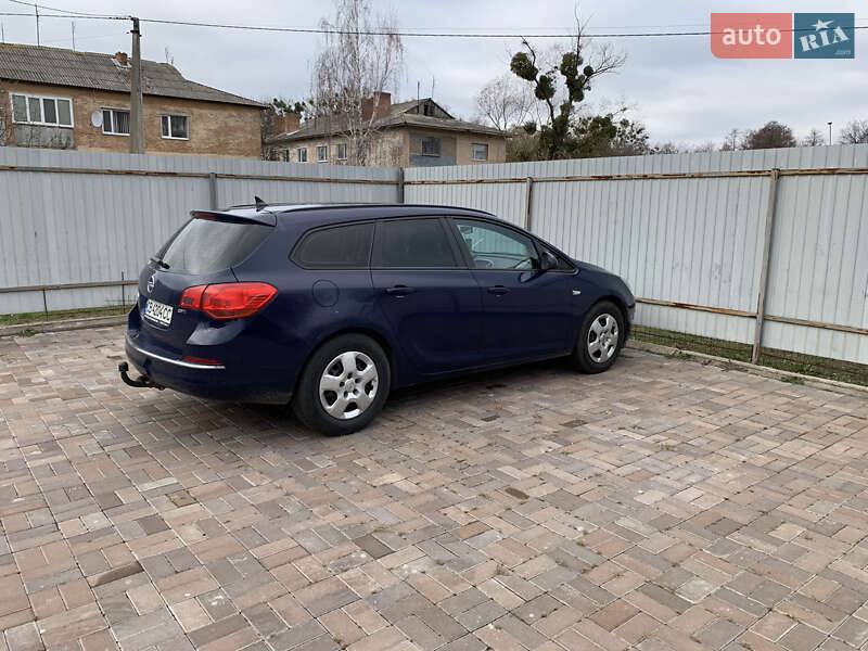 Универсал Opel Astra 2013 в Варве фото 3 Универсал Opel Astra 2013 в Варве