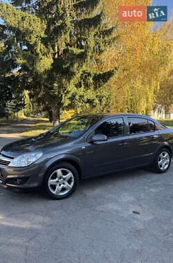 Седан Opel Astra 2008 в Умані