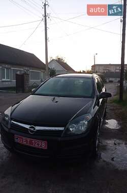 Універсал Opel Astra 2005 в Дубні