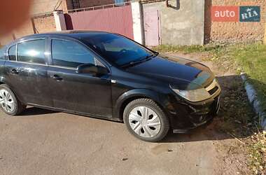 Седан Opel Astra 2008 в Коростене