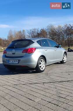 Хетчбек Opel Astra 2011 в Львові