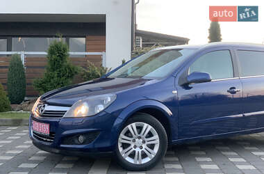 Универсал Opel Astra 2009 в Стрые