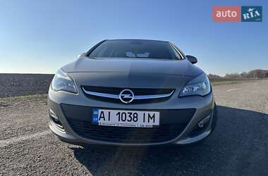 Седан Opel Astra 2015 в 