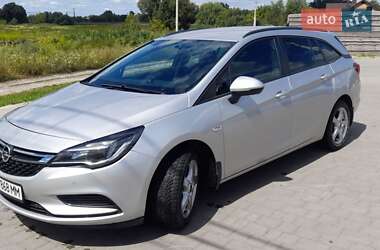 Универсал Opel Astra 2016 в Бродах