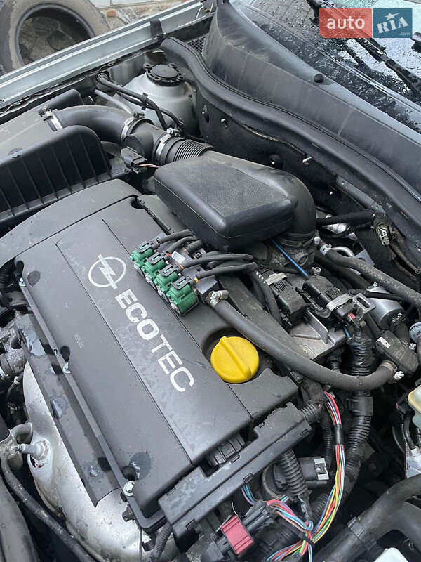 Универсал Opel Astra 2004 в Мерефа