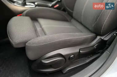 Универсал Opel Astra 2012 в 