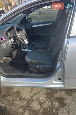 Універсал Opel Astra 2009 в Немирові