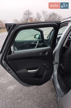 Универсал Opel Astra 2011 в 