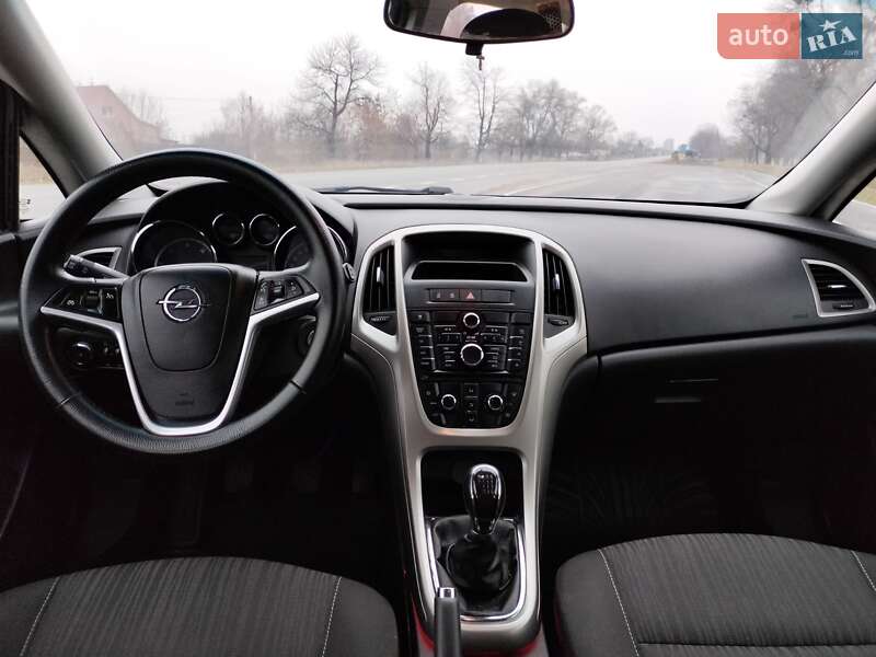 Универсал Opel Astra 2011 в Гнивани фото 12 Универсал Opel Astra 2011 в Гнивани