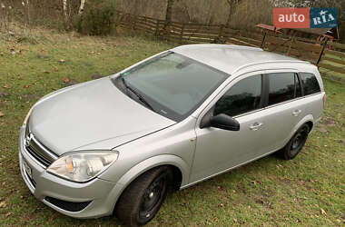 Універсал Opel Astra 2009 в Кременці