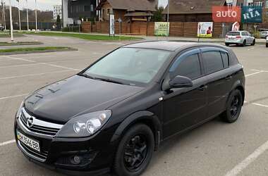 Хетчбек Opel Astra 2011 в Сумах