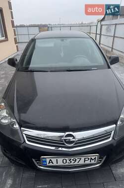 Универсал Opel Astra 2011 в 