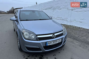 Хетчбек Opel Astra 2004 в Камені-Каширському