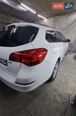 Хетчбек Opel Astra 2011 в Львові