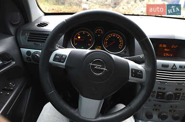 Универсал Opel Astra 2009 в 