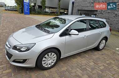 Универсал Opel Astra 2014 в Виноградове