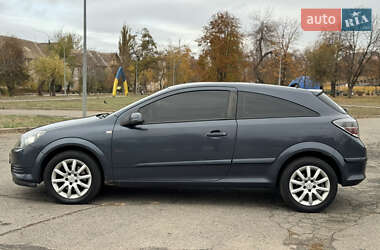 Купе Opel Astra 2006 в 