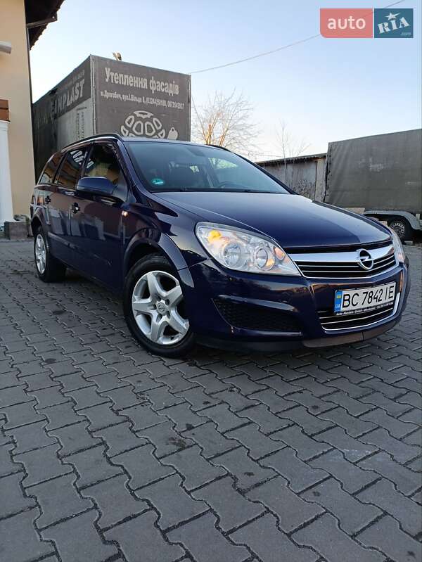 Універсал Opel Astra 2008 в Дрогобичі