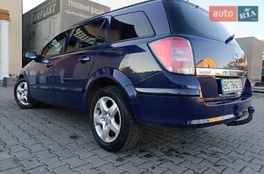 Універсал Opel Astra 2008 в Дрогобичі