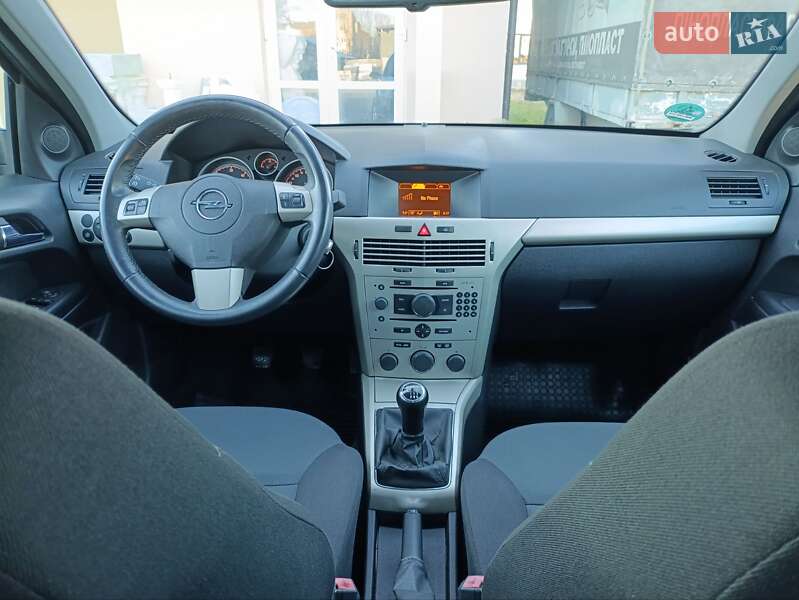Універсал Opel Astra 2008 в Дрогобичі