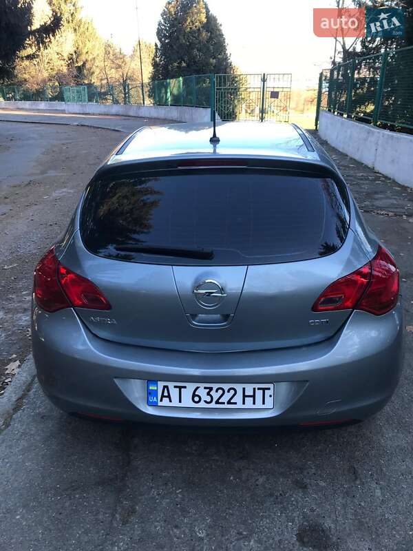 Opel Astra 2009