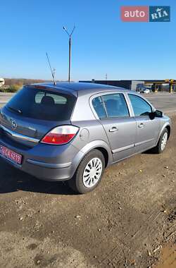 Хетчбек Opel Astra 2007 в Умані